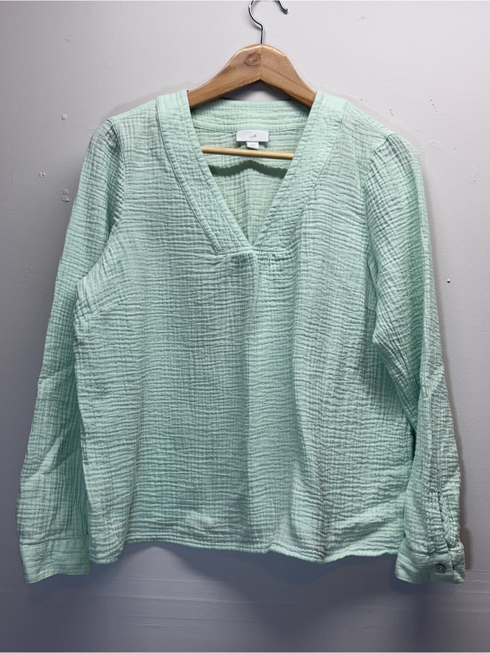 J. Jill Cotton-Gauze Mint green V-Neck Blouse M